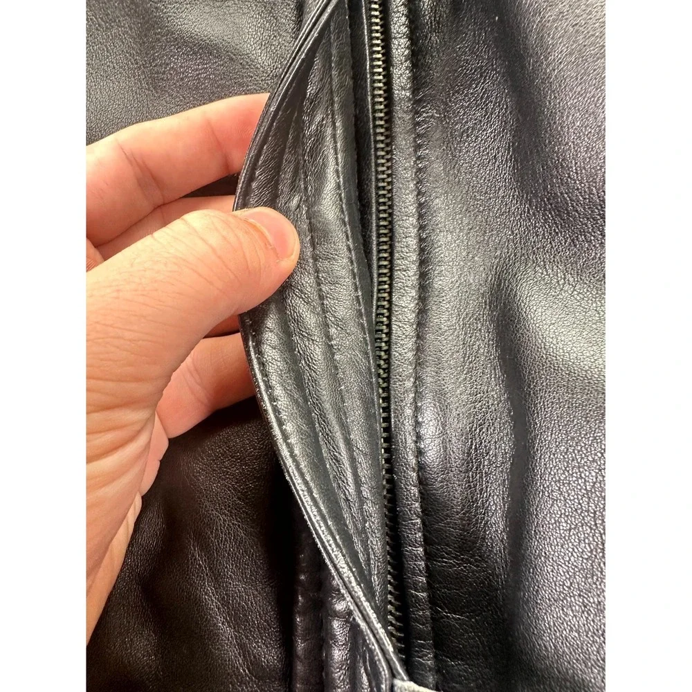 VTG Jacqueline Ferrar Leather Jacket Men's  XL Black Lined Raglan Sleeve‎ Retro